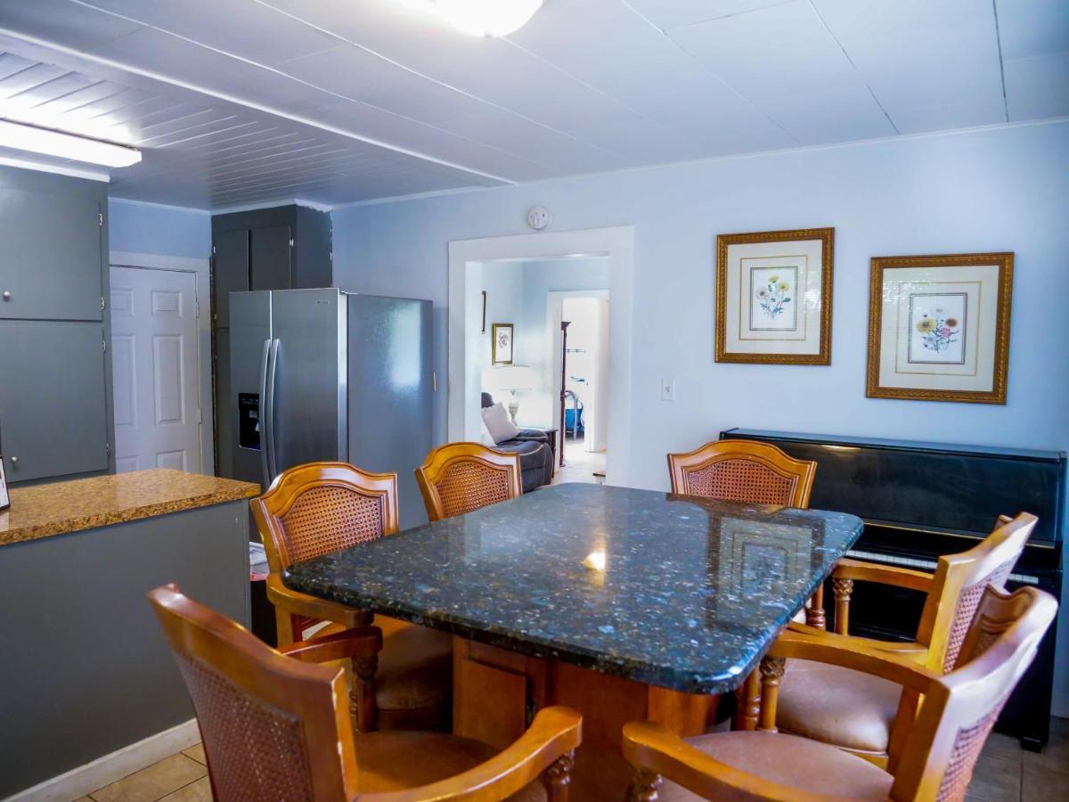 Private Home In Ocala With Fenced Yard, Piano, Central Location, Pets Welcome 外观 照片
