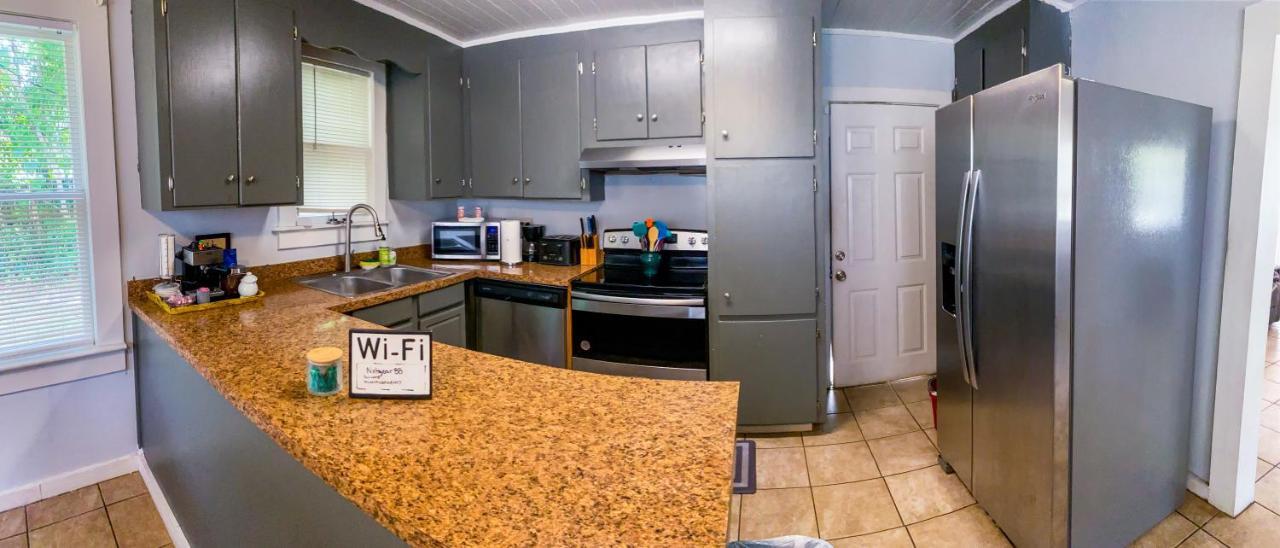 Private Home In Ocala With Fenced Yard, Piano, Central Location, Pets Welcome 外观 照片