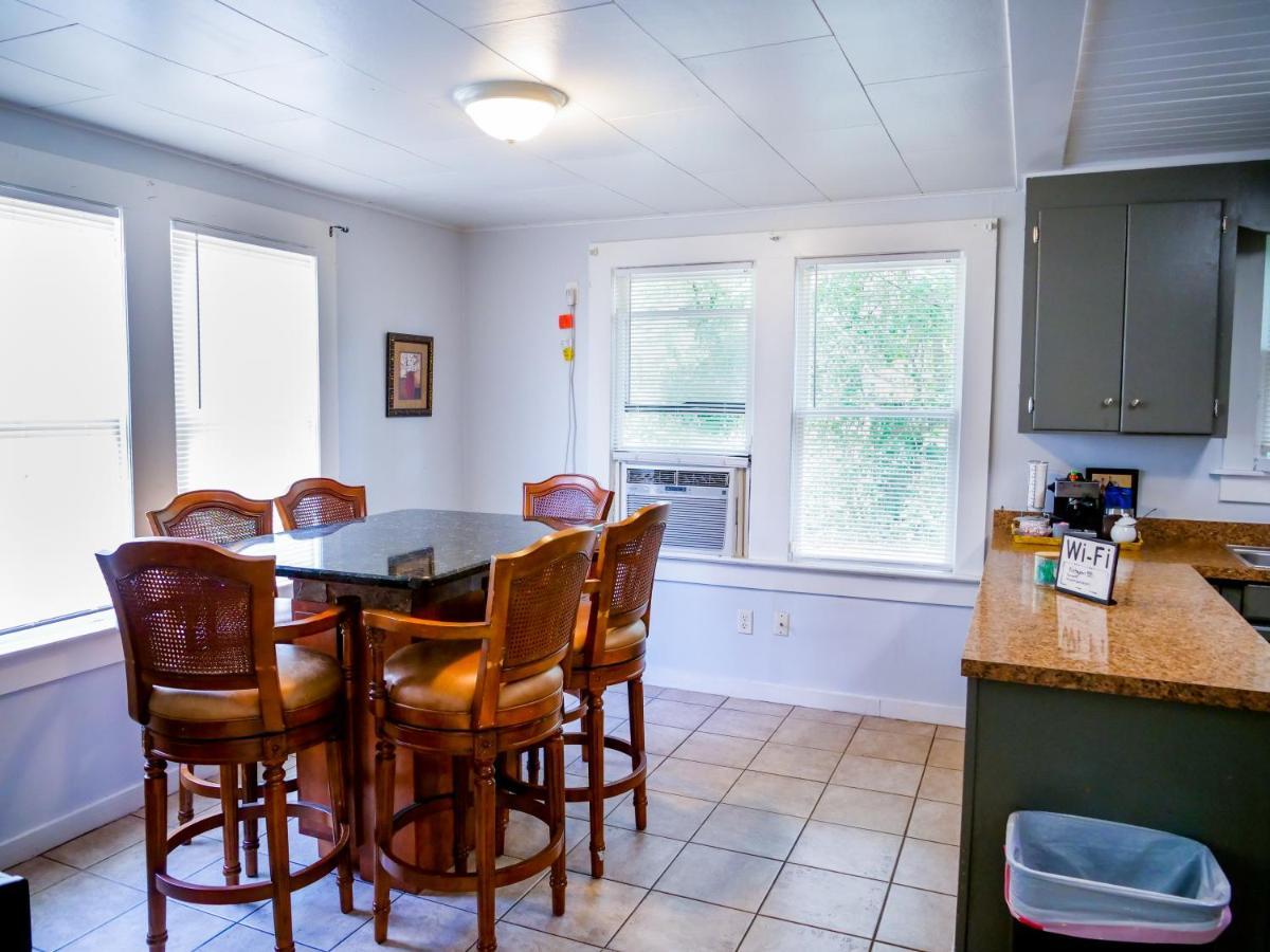 Private Home In Ocala With Fenced Yard, Piano, Central Location, Pets Welcome 外观 照片